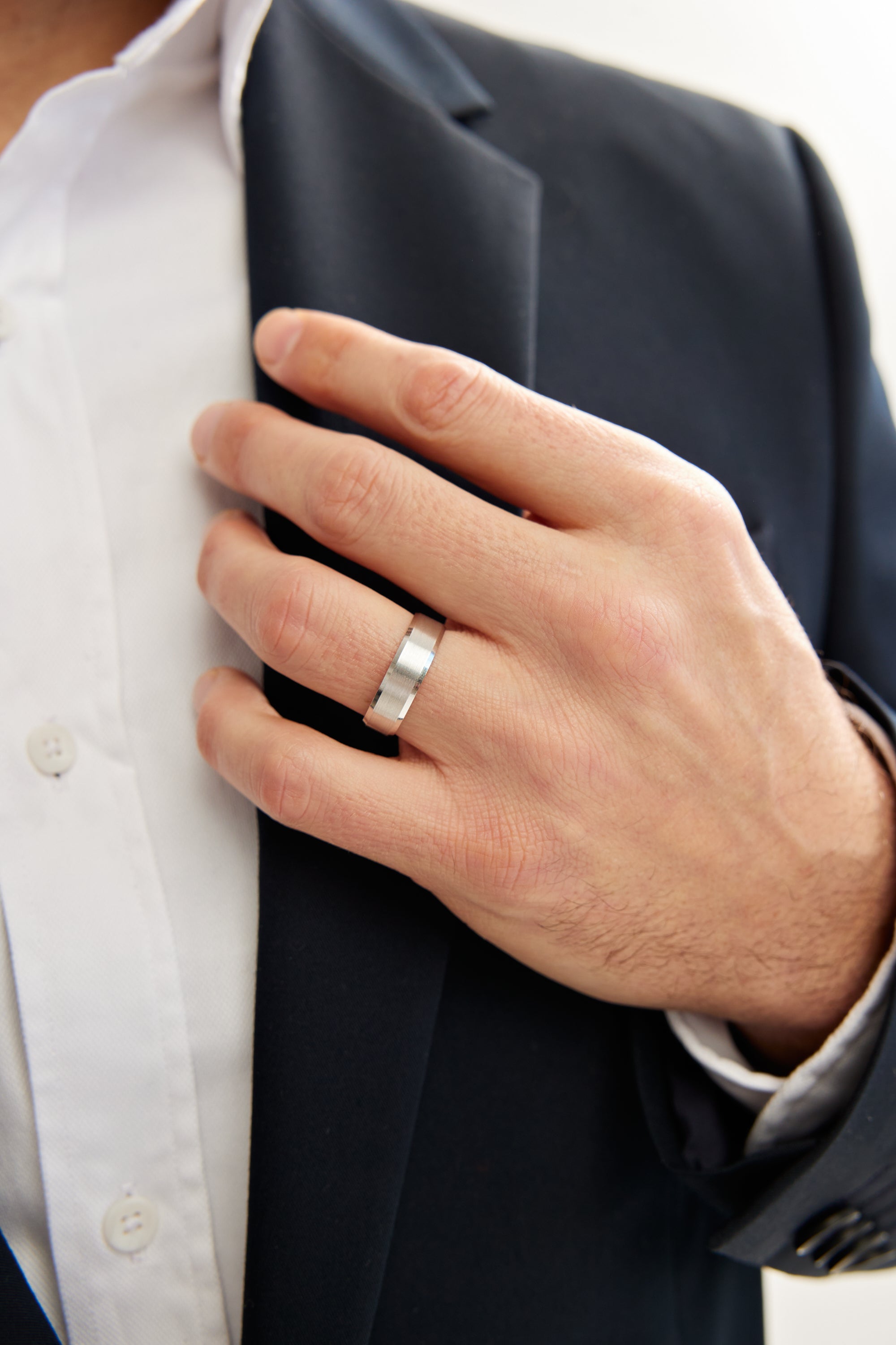 10K Brushed Center Wedding Band
