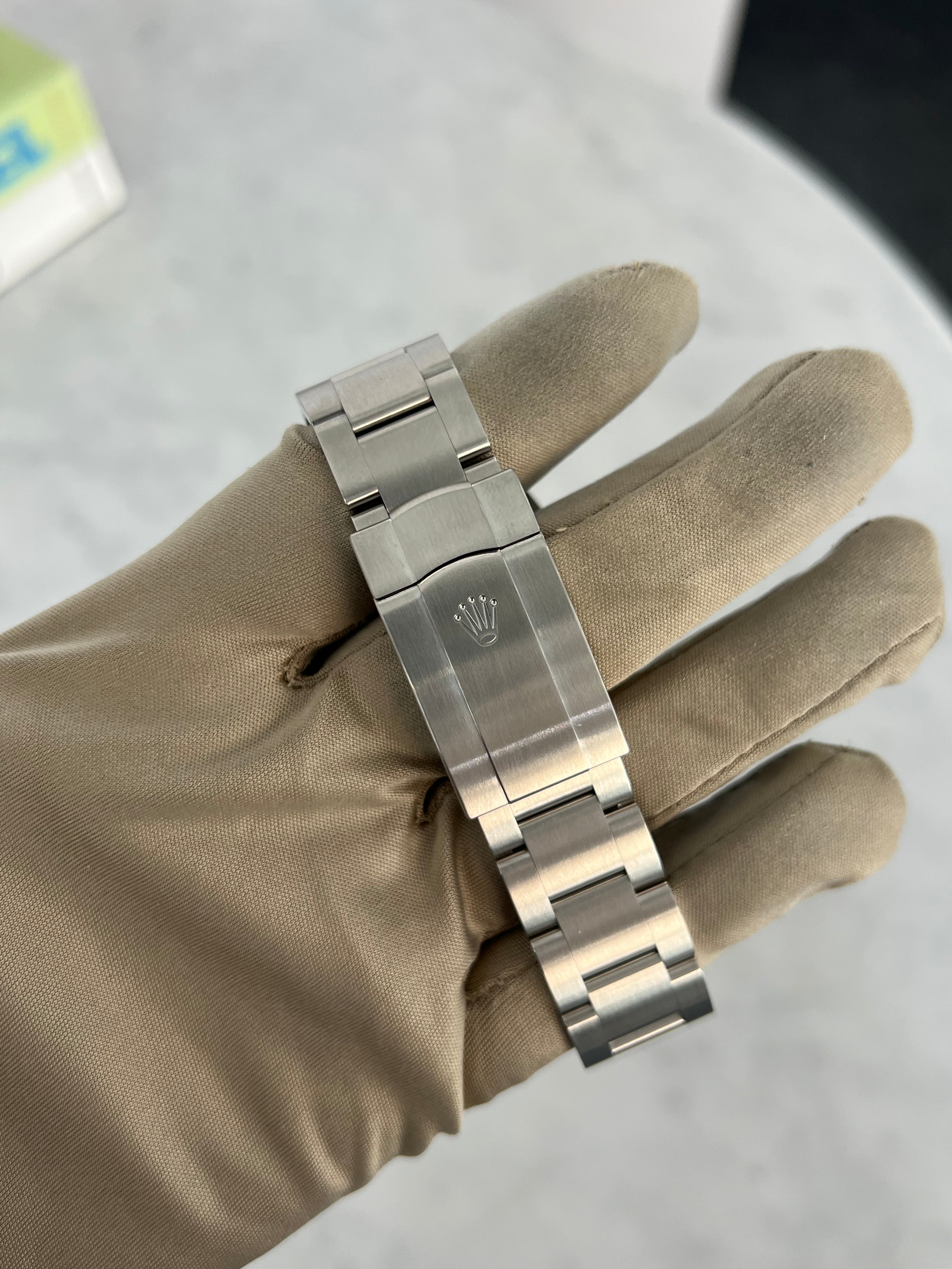 Rolex Oyster Perpetual Green Dial 41mm 134300/2026