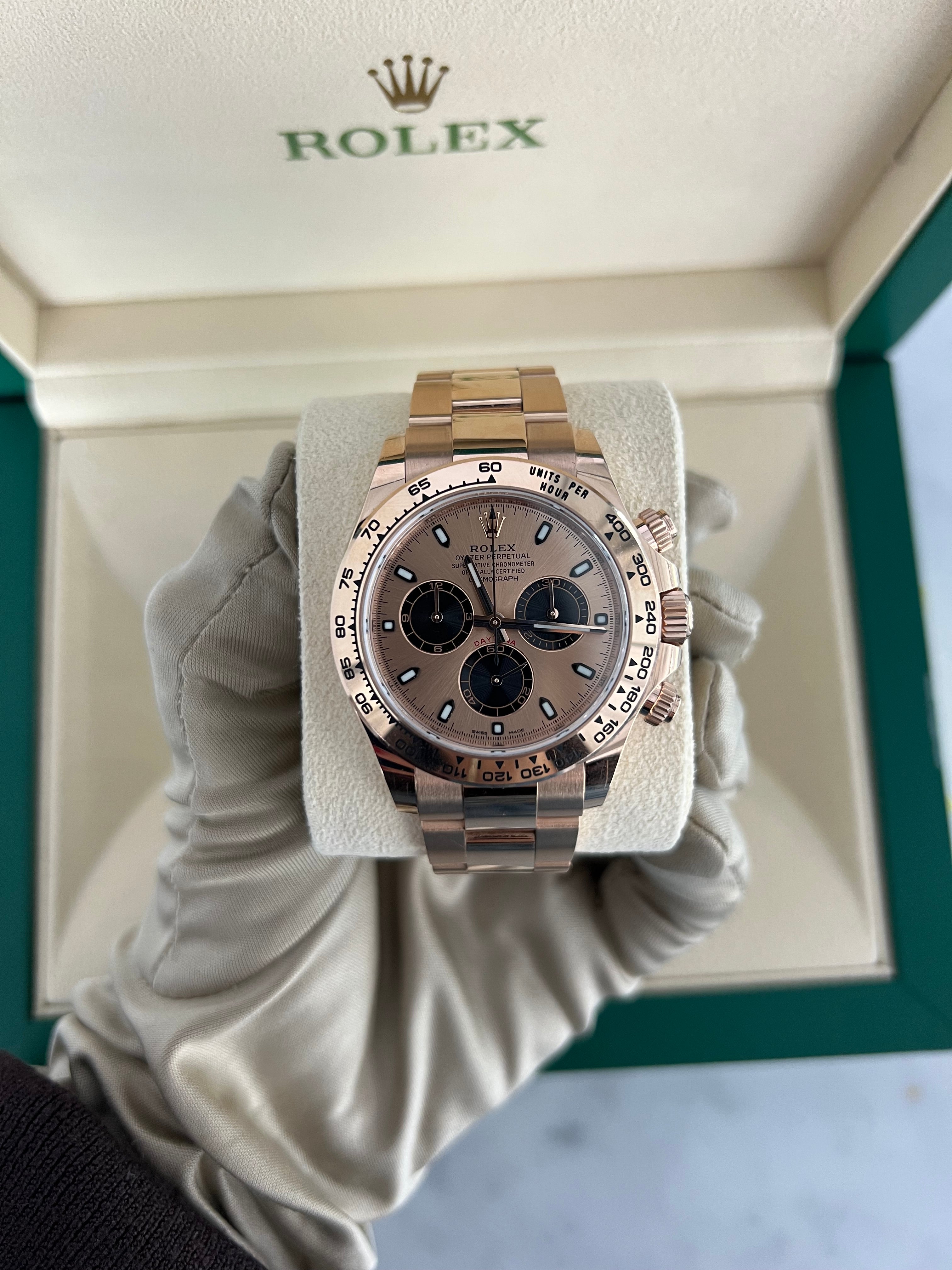 Rolex Daytona Rose Gold Sundust Dial Oyster Bracelet 40MM 116505/2022