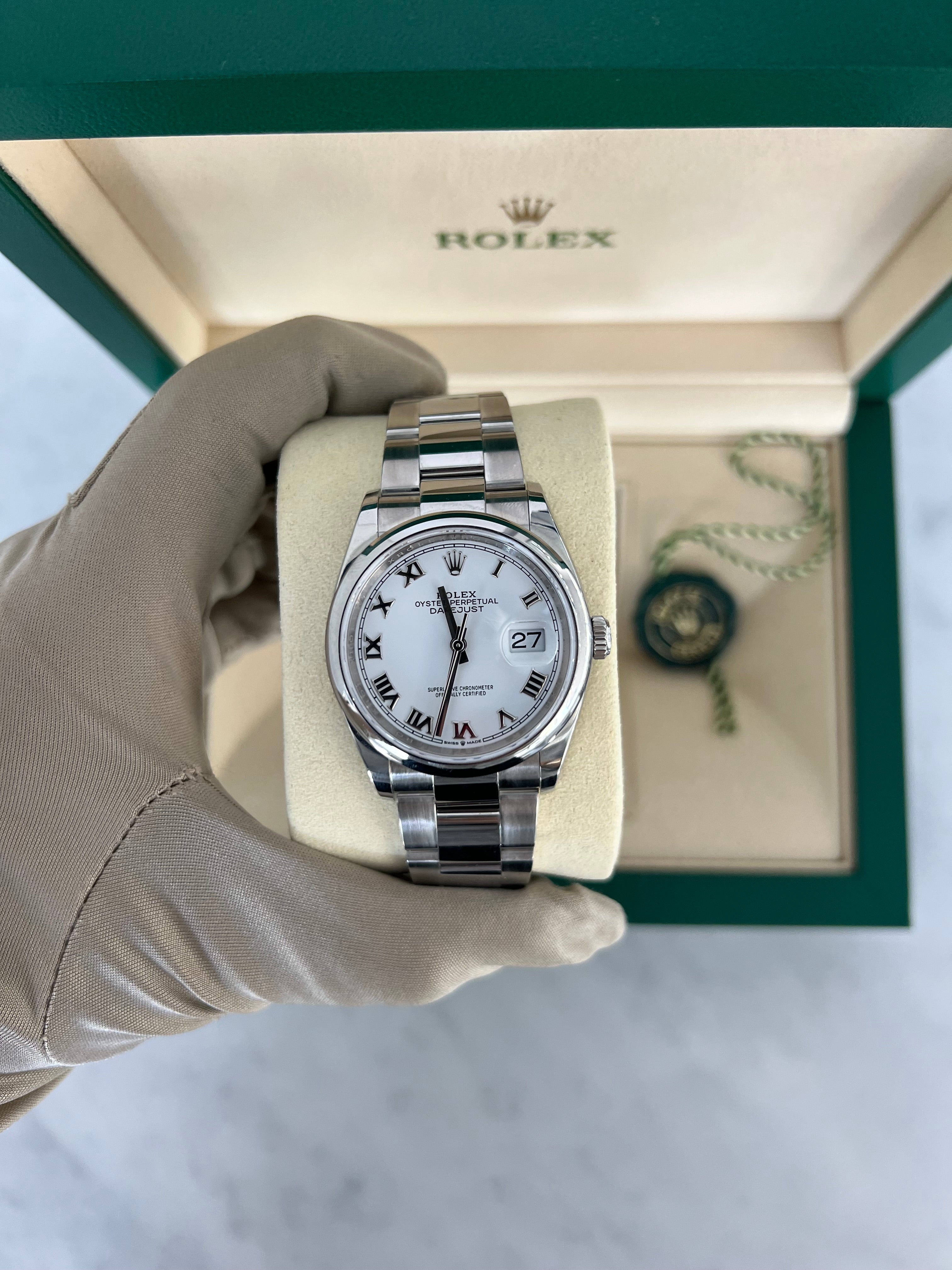 Rolex Datejust Stainless Steel White Dial Roman Numerals Smooth Bezel Oyster Bracelet 36mm 126200/2021