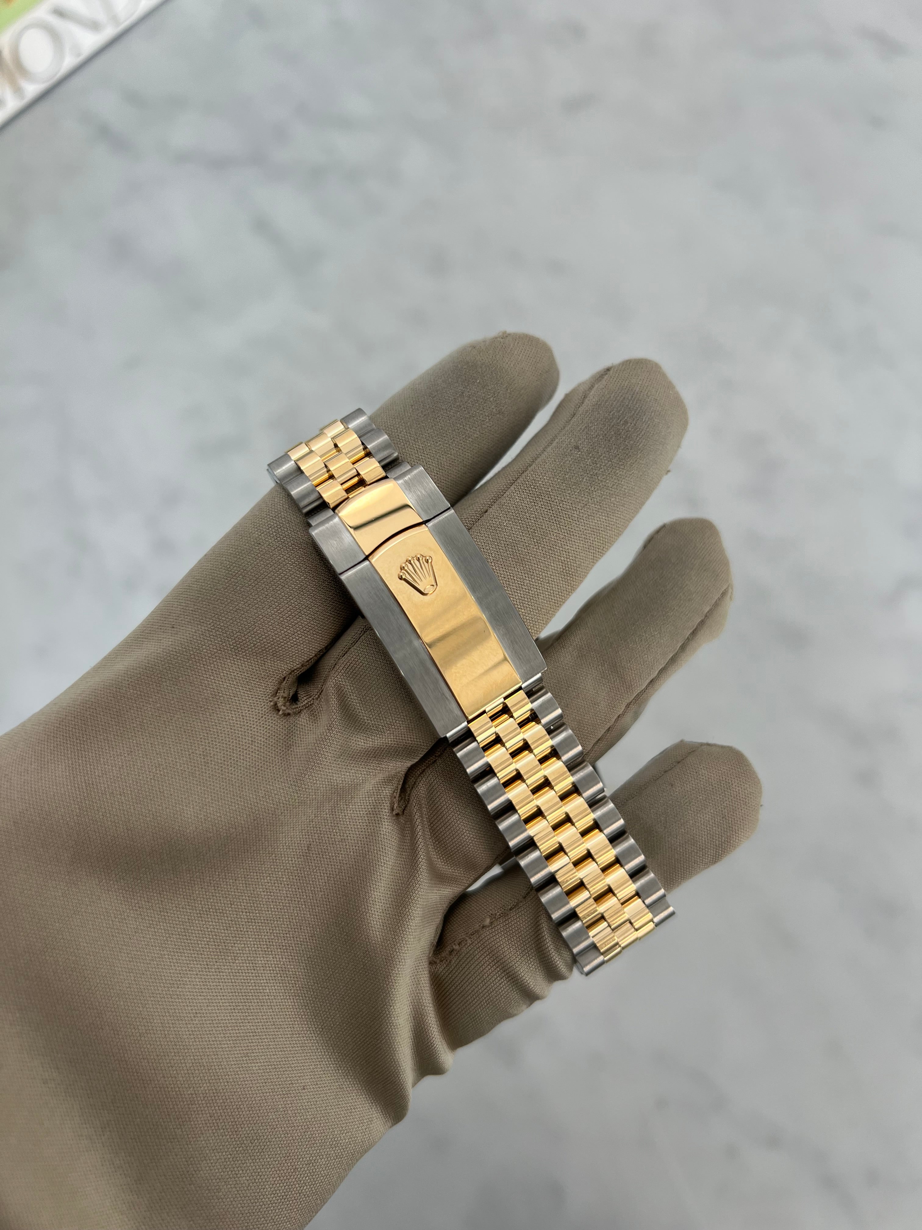 Rolex Datejust Two-Tone Yellow Gold Green Dial Diamond Six and Nine Jubilee Bracelet 36mm 126233/2025