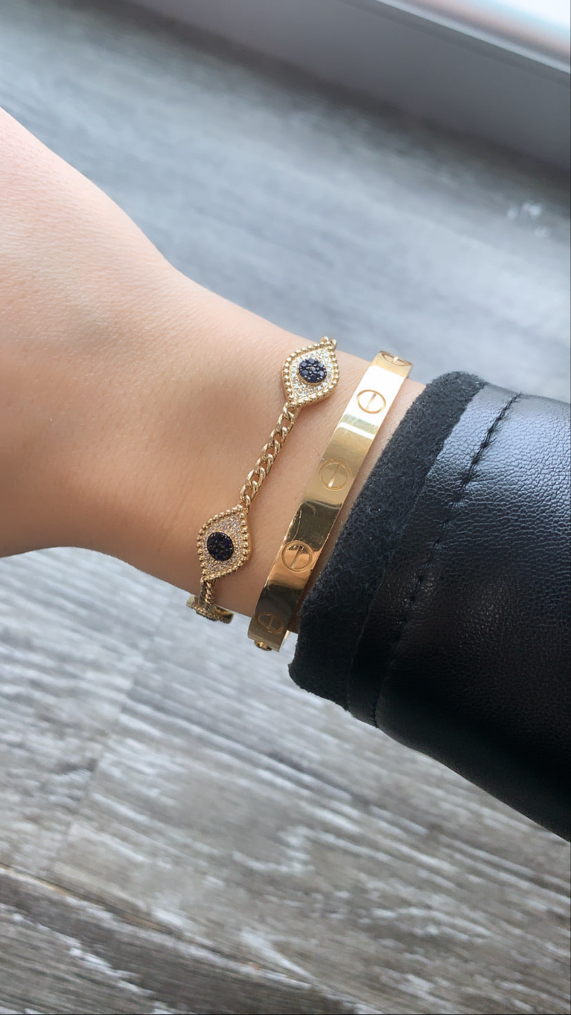 Chunky Diamond Blue Sapphire Hamsa Bracelet