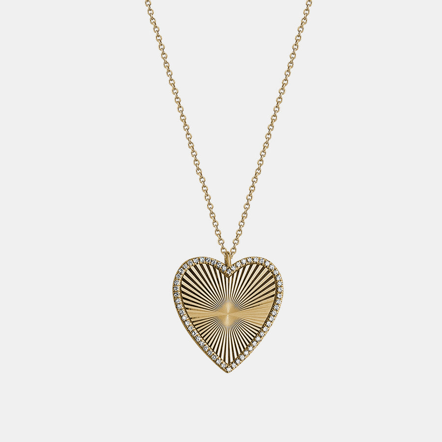 Collier à cœur cannelé en diamant