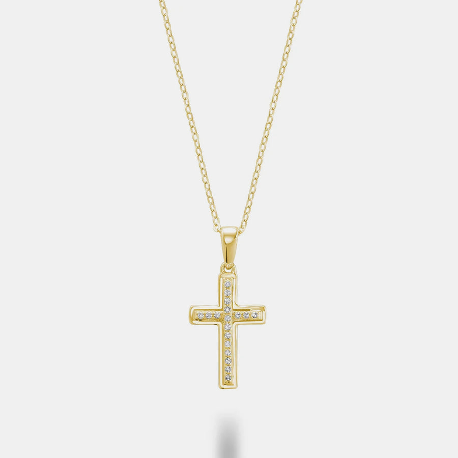 Collier croix en or avec diamants