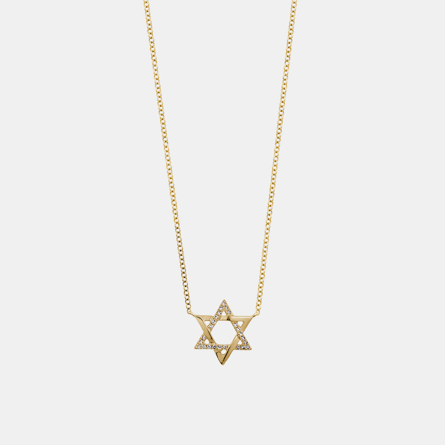 Collier étoile de David à demi diamant