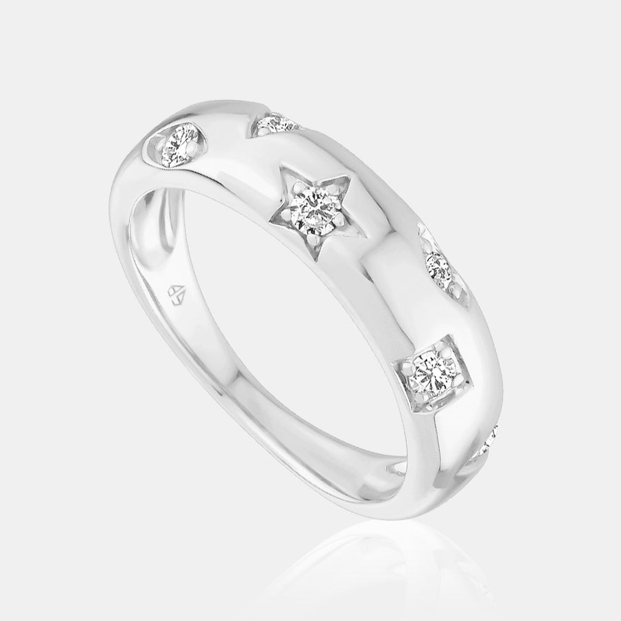 Bague à incrustation de diamants multiformes