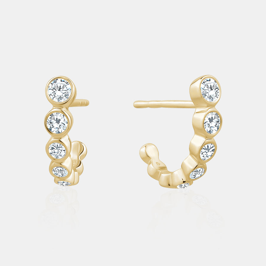 Boucles d'oreilles serties de diamants gradués