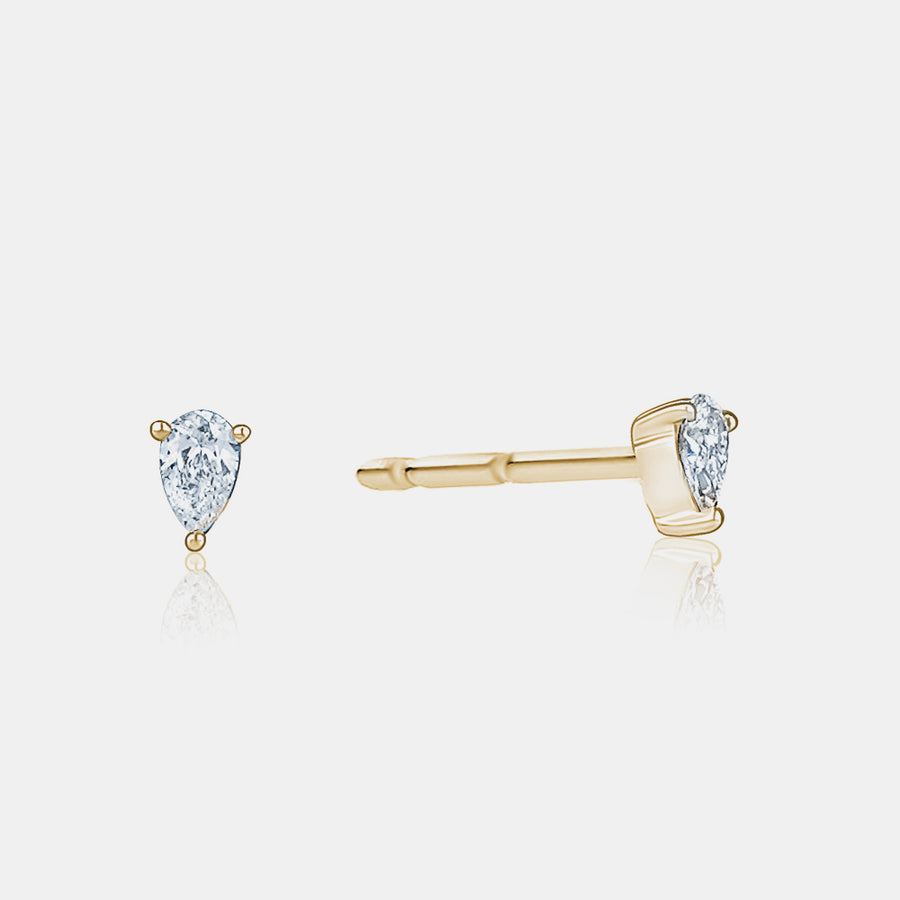 Boucles d'oreilles minuscules en forme de poire