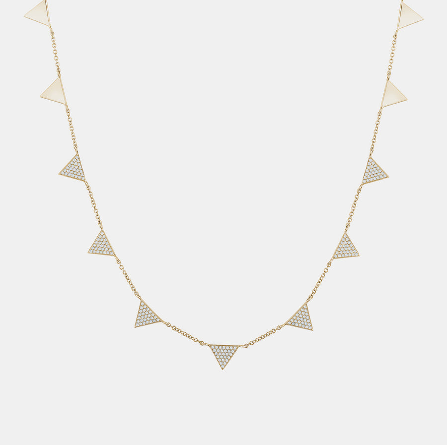 Tour de Cou Triangle en Diamant