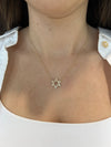 Collier étoile de David à diamants baguettes