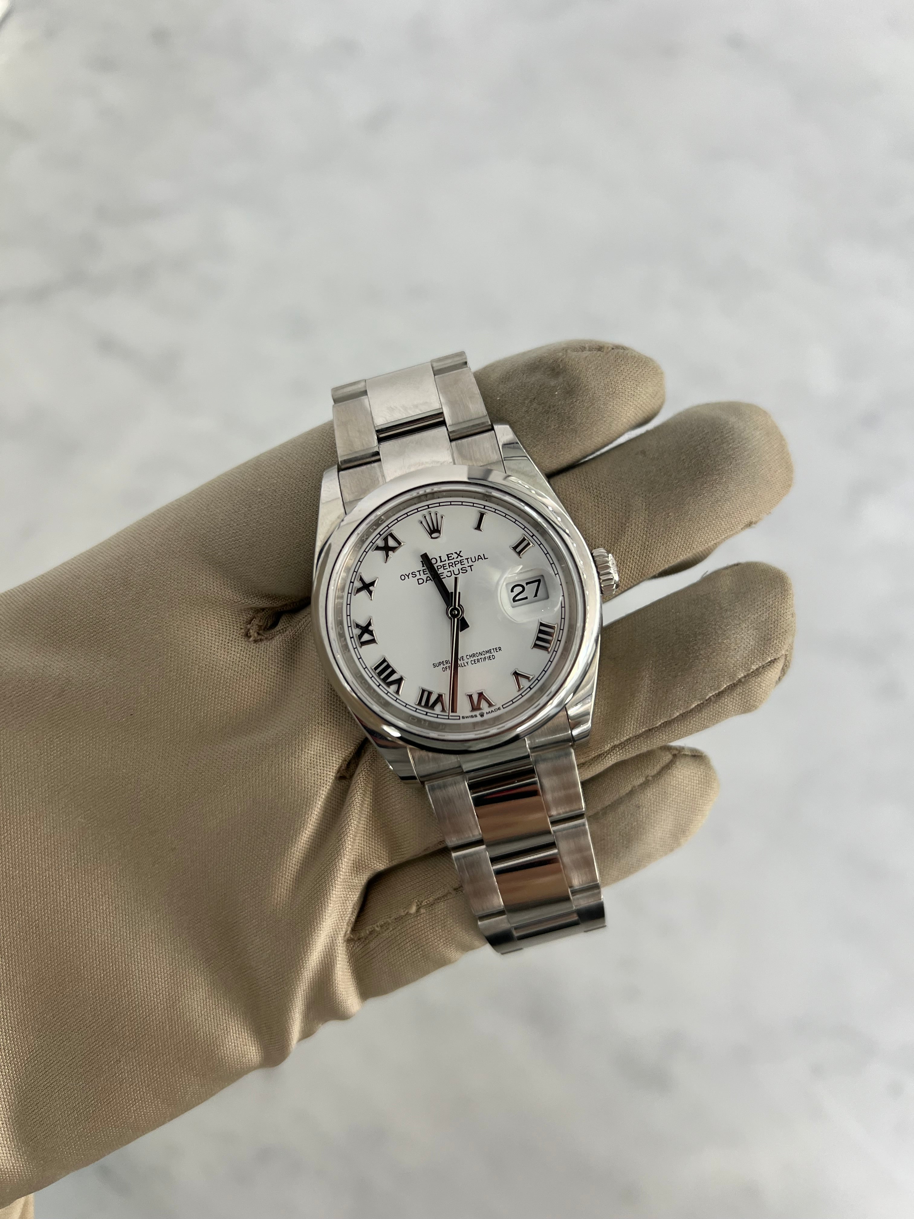 Rolex Datejust Stainless Steel White Dial Roman Numerals Smooth Bezel Oyster Bracelet 36mm 126200/2021