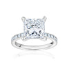 Bague de fiançailles taille princesse