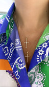 Collier croix classique à diamants