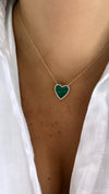 Collier à cœur en malachite avec bordure de diamants